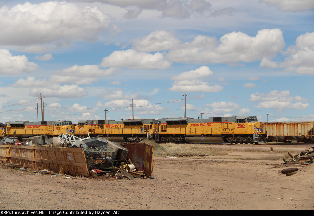 SD90MACs Stored